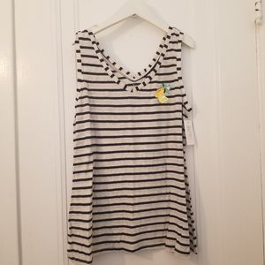 Gilligan & O'Malley sleep tank